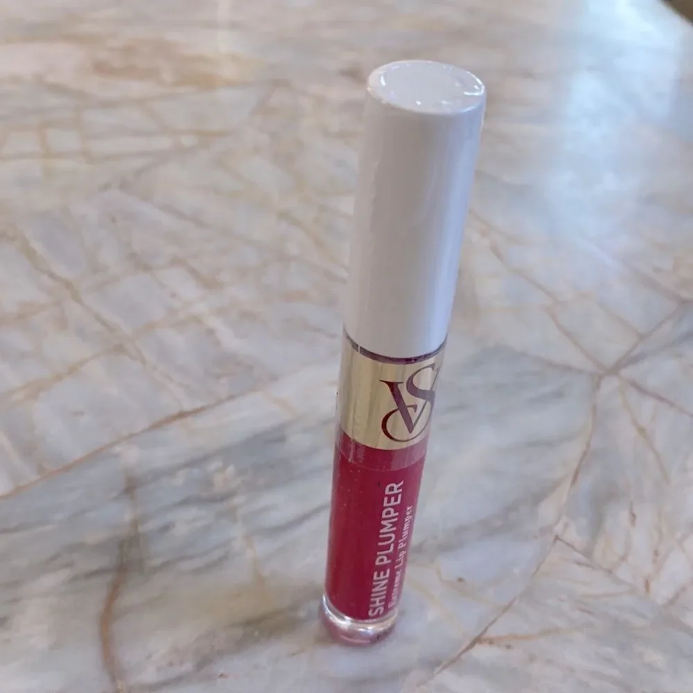 VS‎ Rose LIP Shine Plumper Extreme Lip Plumper